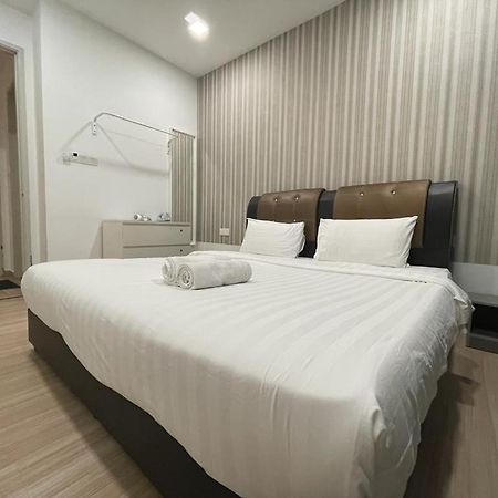 Апартаменты The Wave - Kota Laksamana -- Pool View -- 6 Pax Малакка Экстерьер фото